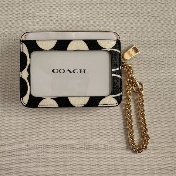 Coach Zip Card Case In Signature Canvas - Picture 3 of 14